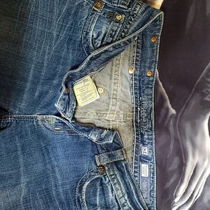 Miss Me skinny jeans